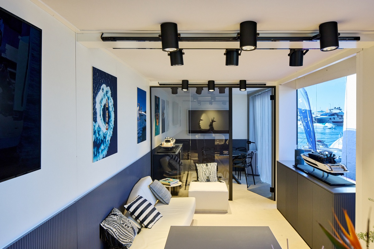spazio-espositivo-ab-yacht-barberini-allestimenti-fiera-cannes-yachting-festival-design-progetto-stand
