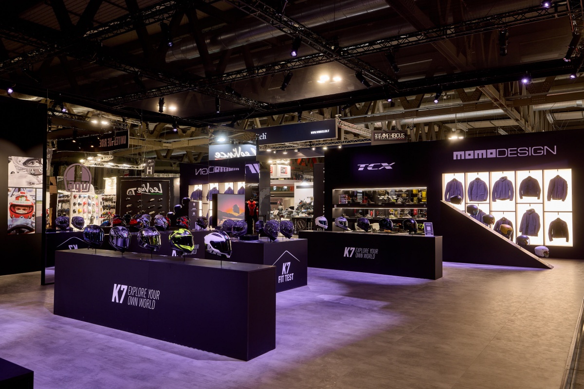 barberini-allestimenti-dainese-custom-exhibition-space-eicma