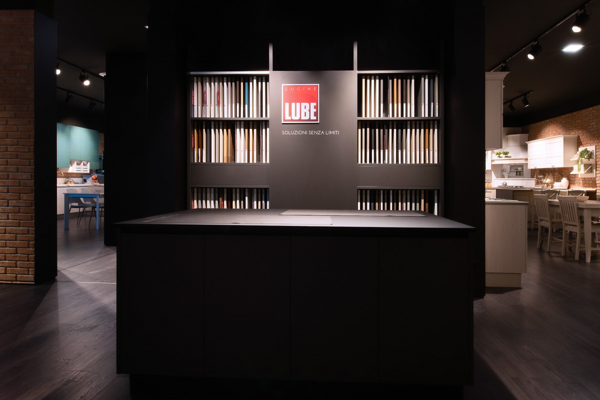 barberini allestimenti negozi showroom store