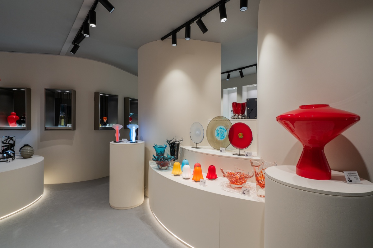 stand-realization-barberini-allestimenti-venini-salone-del-mobile