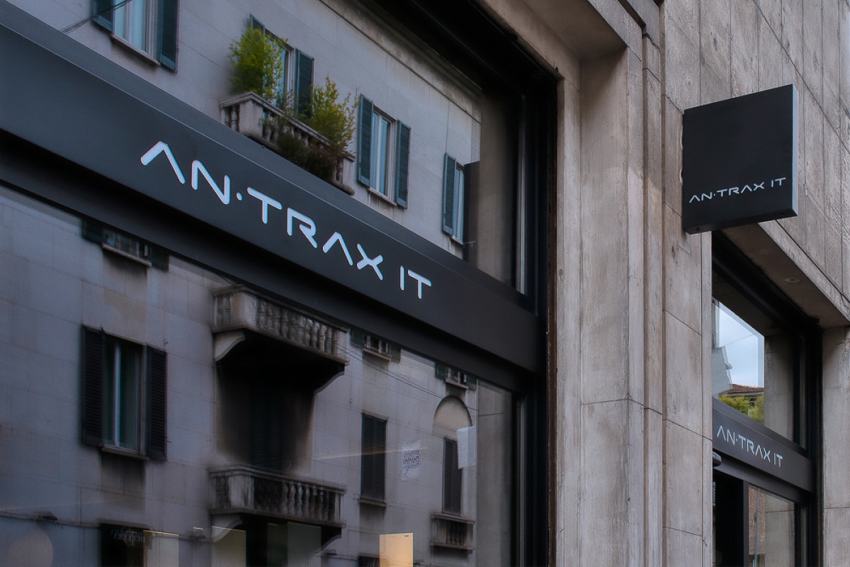insegne_negozi_barberiniallestimenti_milano_brera