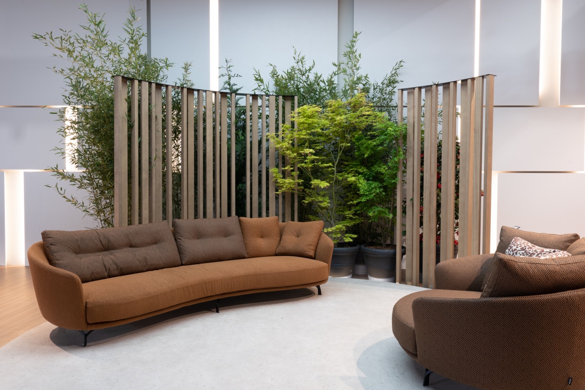 valentini-booth-trade-show-barberini-allestimenti-realization-salone-del-mobile-2023
