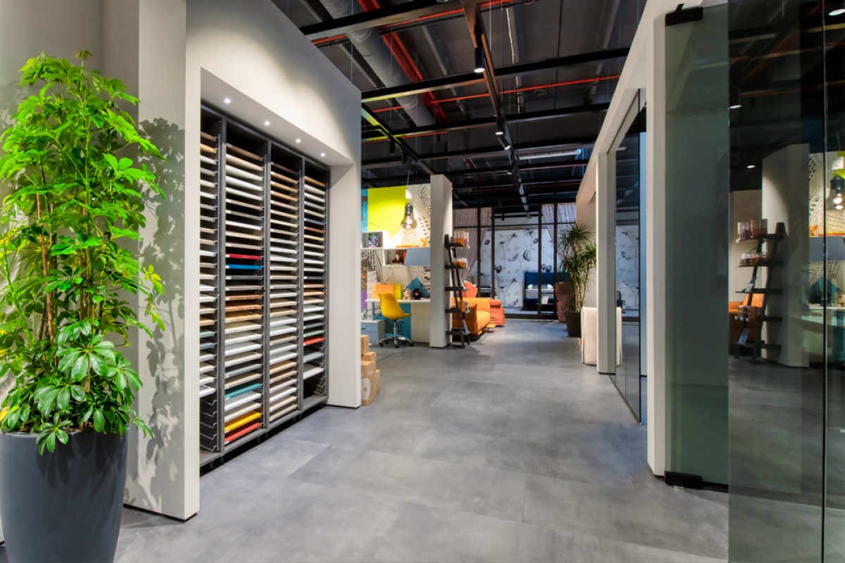 espositori-negozi-arredobagno-allestimento-showroom-iper-spazio-home