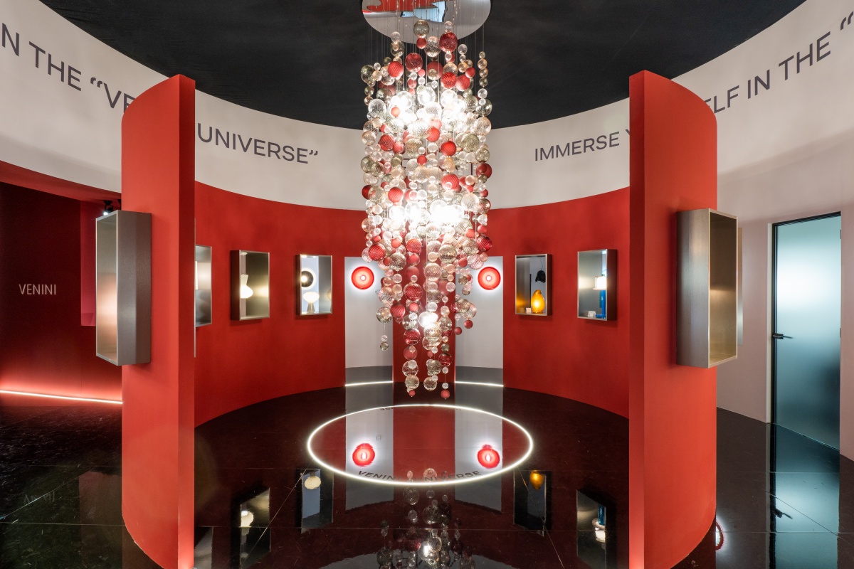 exhibition-space-barberini-venini-design-euroluce