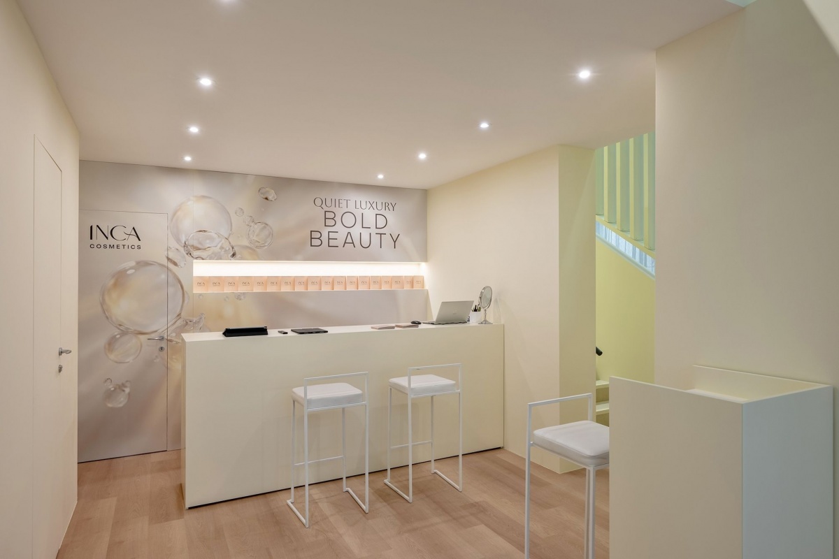 exhibit-design-booth-project-space-temporary spaces-bologna-cosmoprof-fair