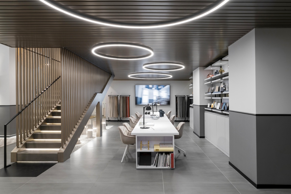 produzione-montaggio-interni-negozio-milano