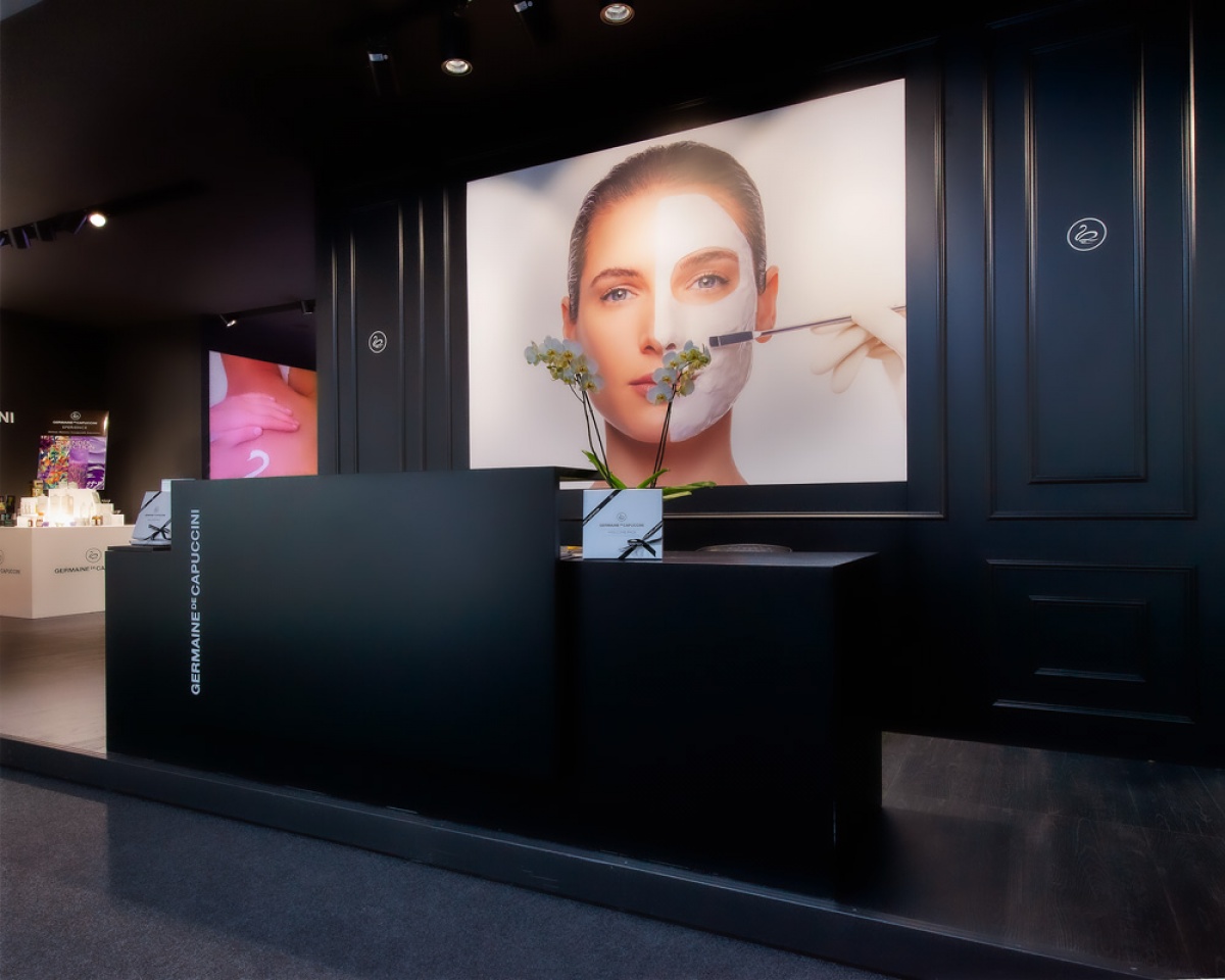 boothbuilder-cosmoprof-barberini-germaine-de-capuccini