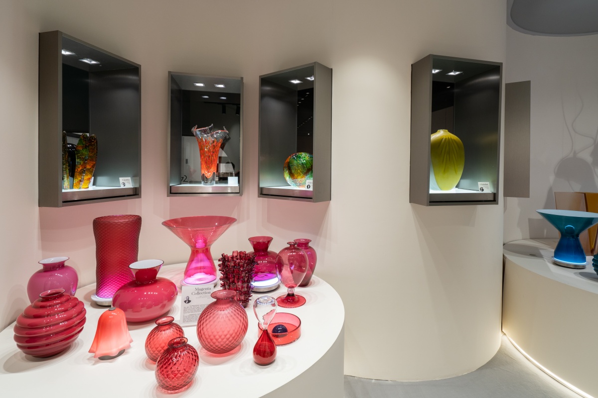 exhibition-stand-barberini-allestimenti-venini-salone-del-mobile