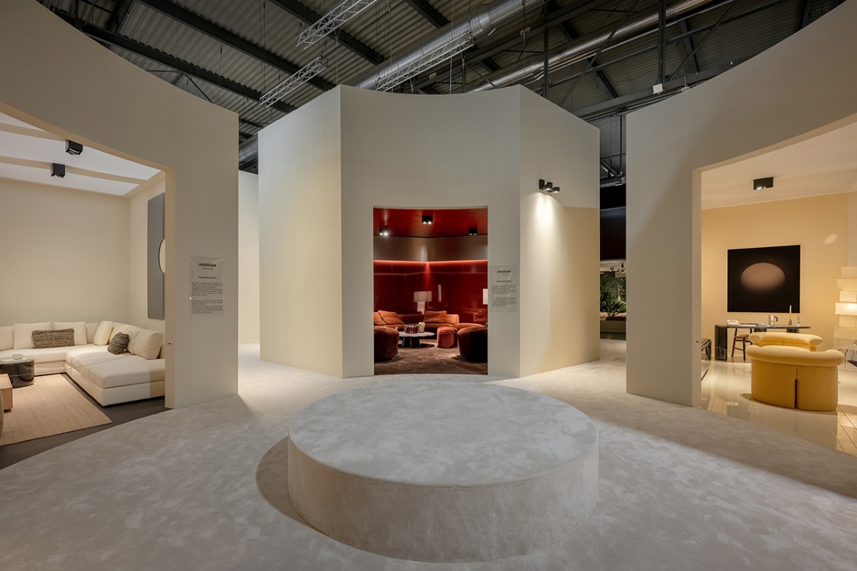 meridiani_luxury_furniture_exhibition_stand