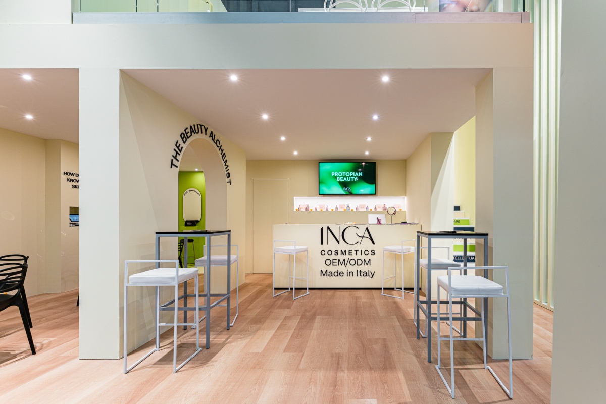 exhibit-design-booth-project-space-temporary spaces-bologna-cosmoprof-fair