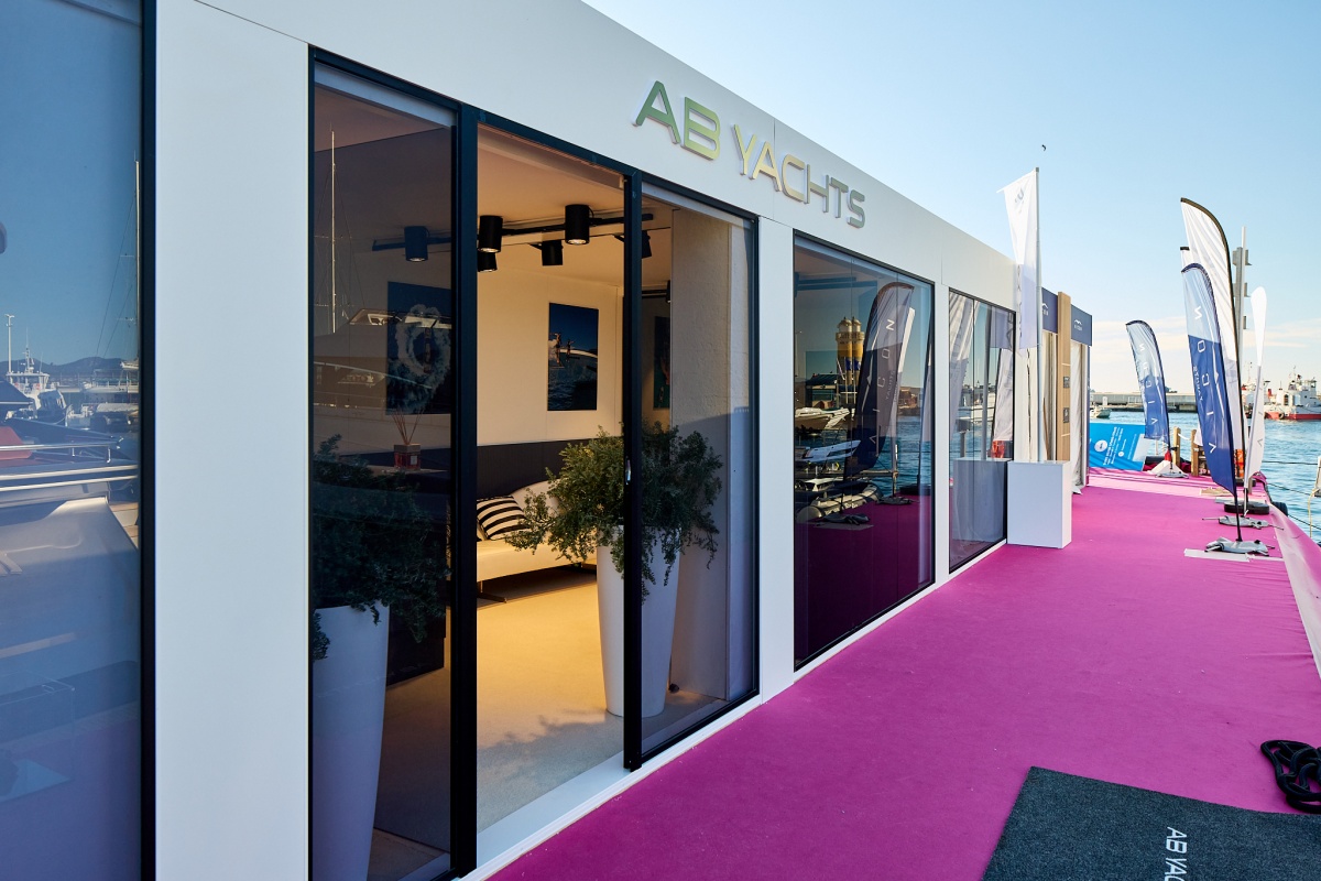 Barberini-allestimenti-cannes-yacht-festival-2024-stand-fiera-nautica