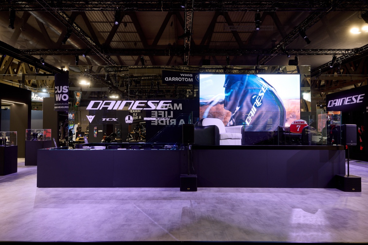 barberini-allestimenti-dainese-exhibition-space-eicma