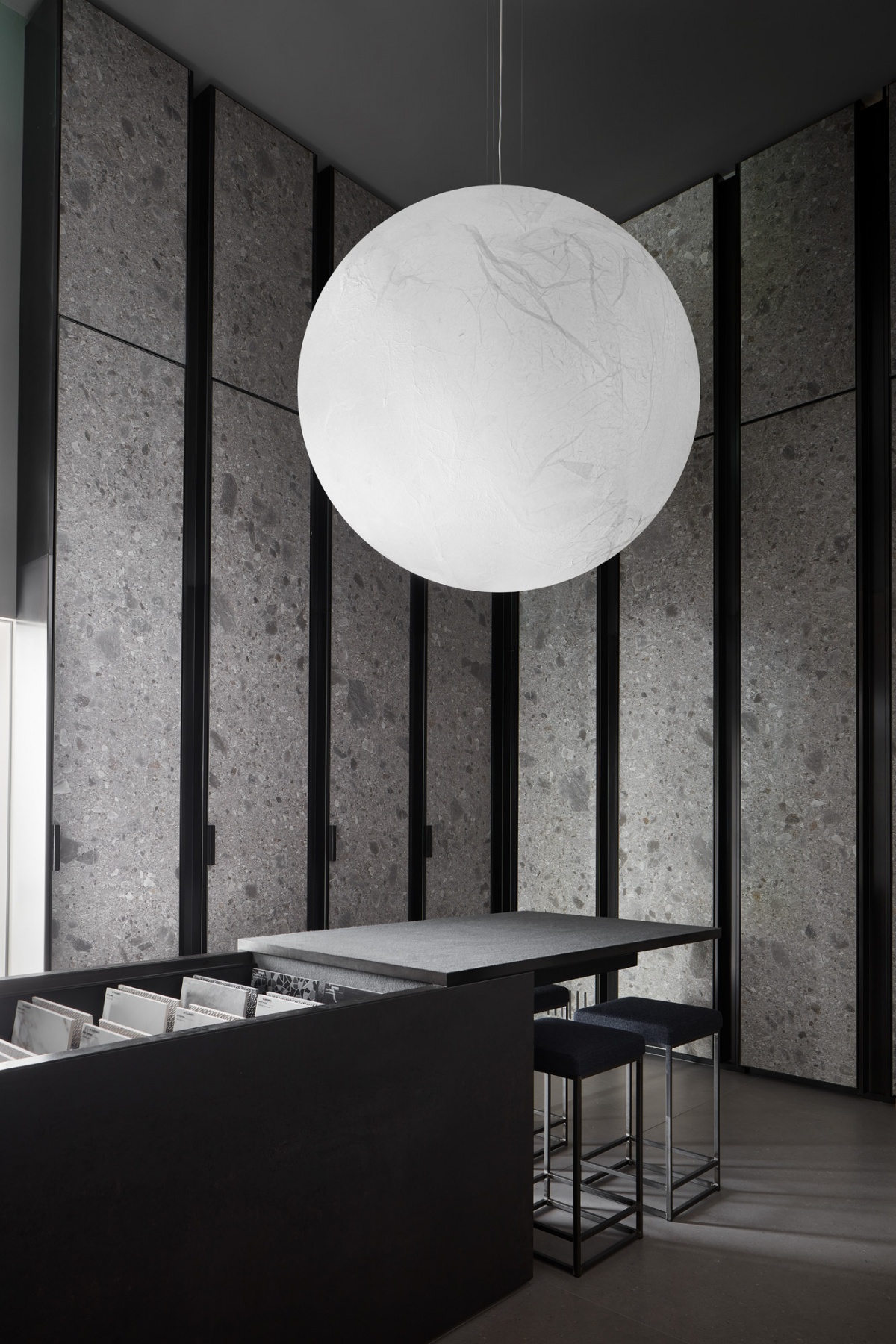italgraniti_allestimenti-negozi_arredamento_showroom