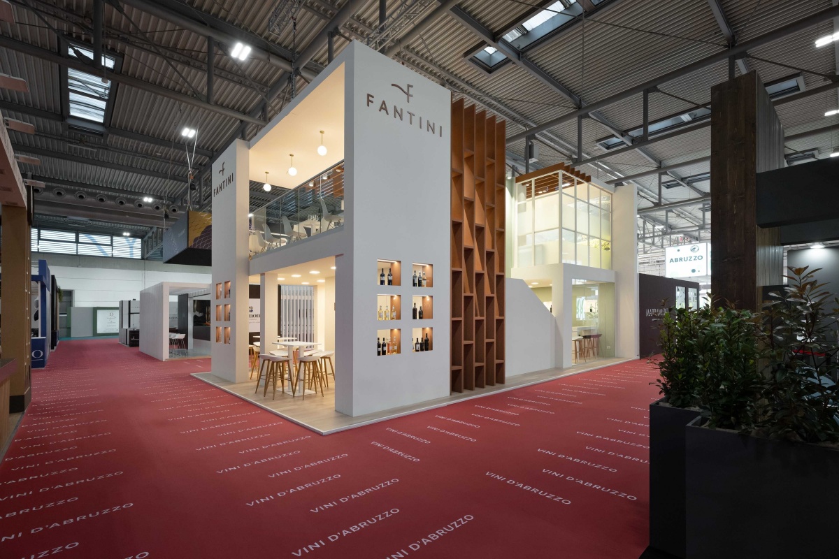 vinitaly-verona-2026-custom-exhibition-solutions-fantini-barberini-allestimenti