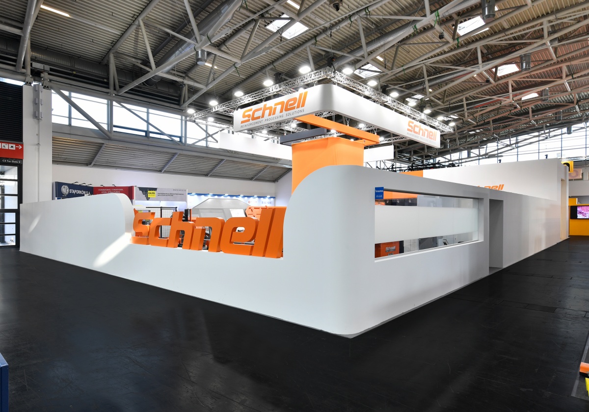 construction machinery trade fair-Schnell industrial machines-customized exhibition stands-trade fair display technology