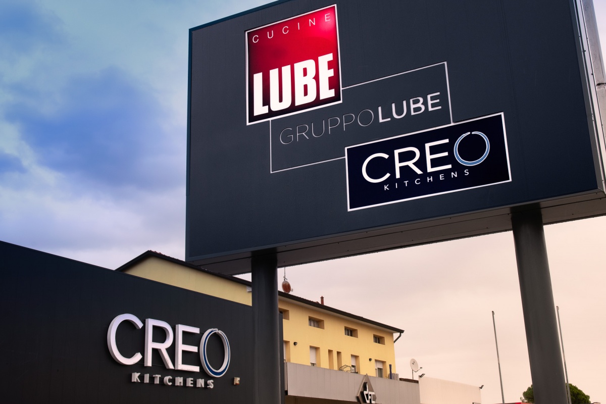 showroom design lube cucine