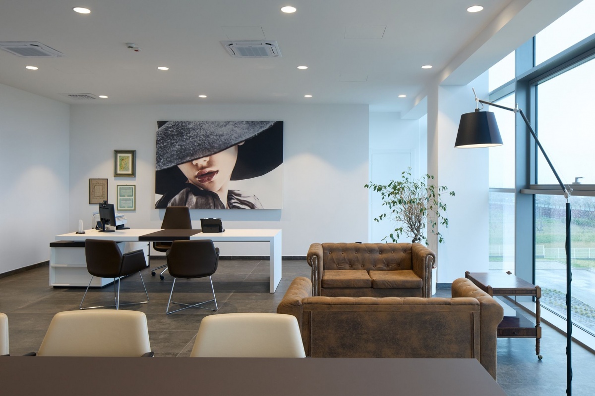 realizzazione-spazi-commerciali-barberini-allestimenti-sodico