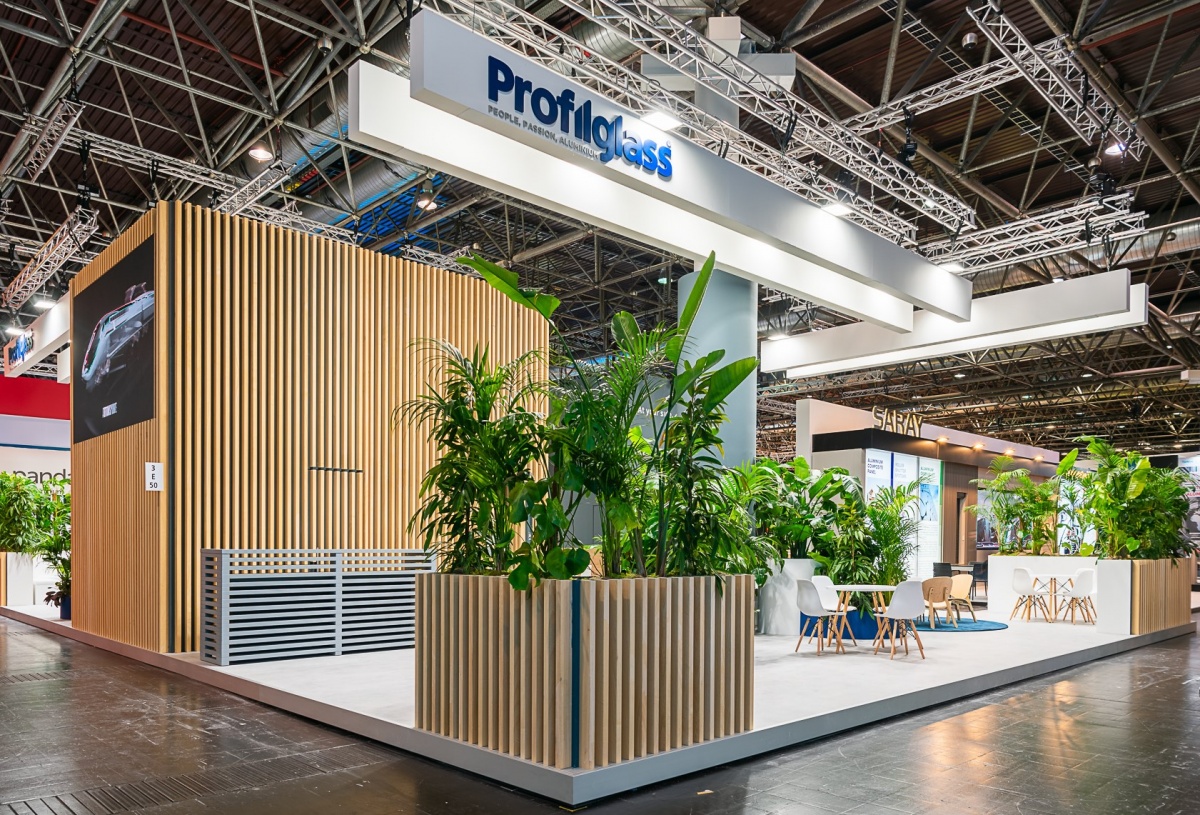 profilglass-trade-show-booth-realization-barberini-allestimenti-aluminium