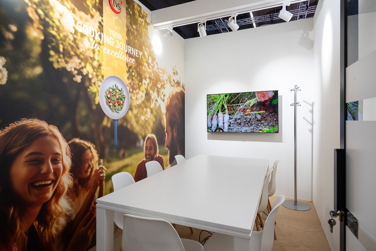 tvs-personalized-stand-barberini-allestimenti-ambiente2024