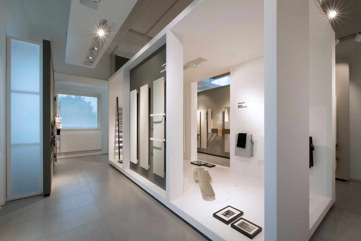 architetture interni spazi espositivi showroom barberini allestimenti
